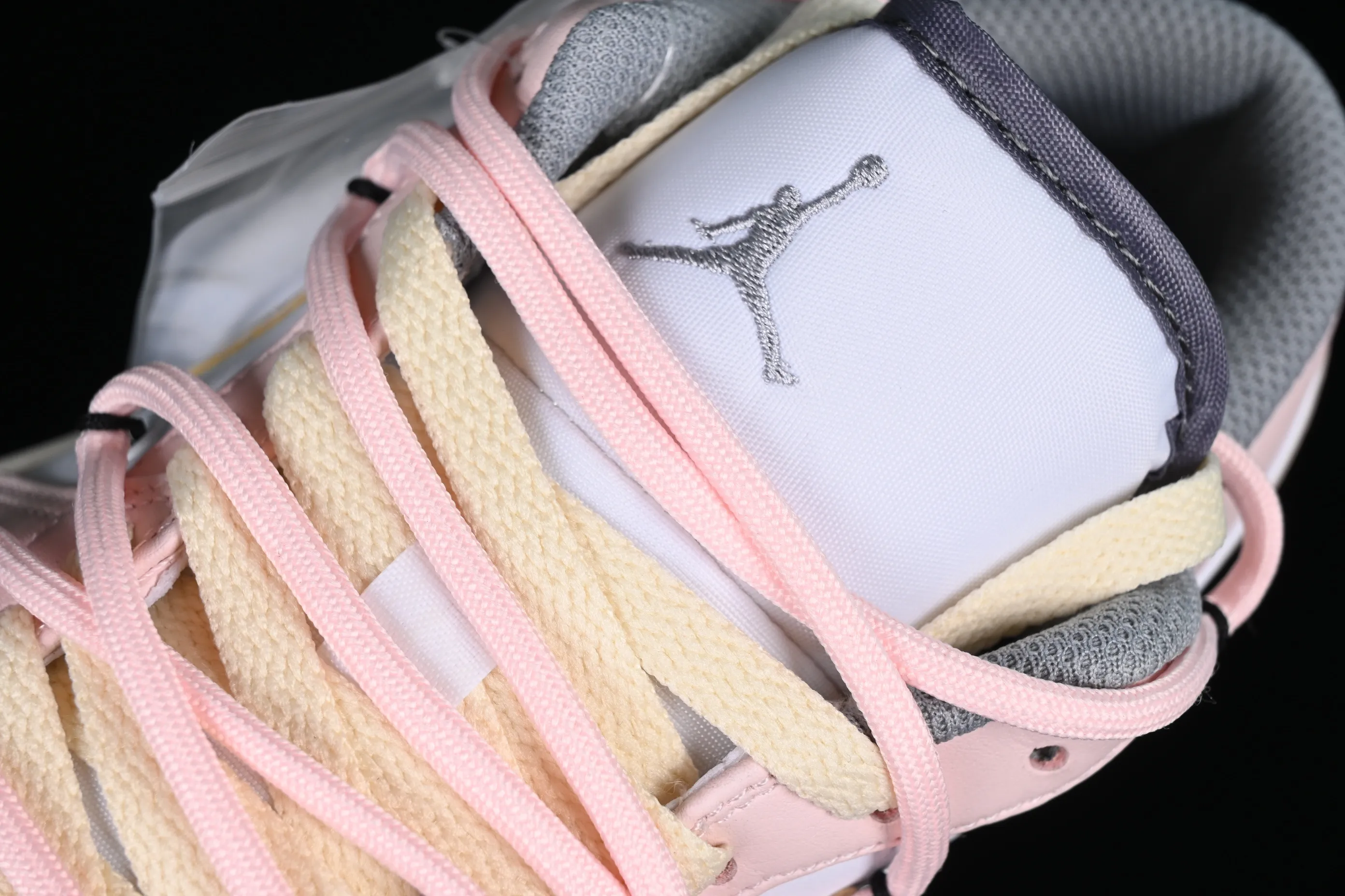All categories Air Jordan Jordan series basketball shoes Air Jordan 1 Low Z version Air Jordan 1 Low AJ1 Joe 1 customized version strap deconstruction sports culture basketball shoes 553558-053
